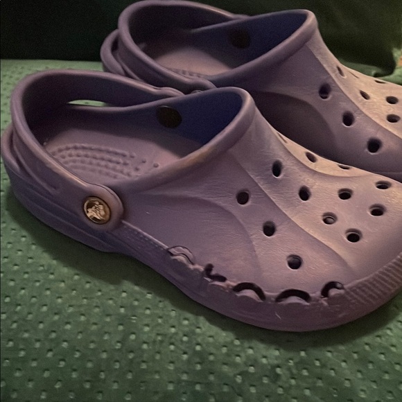 Kids Purple Crocs - Picture 2 of 2